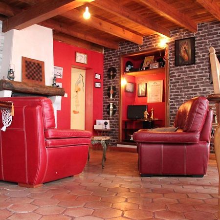 Maison De Charme, D'Artiste, Decoration Brocante エグファイユ・ドニ エクステリア 写真